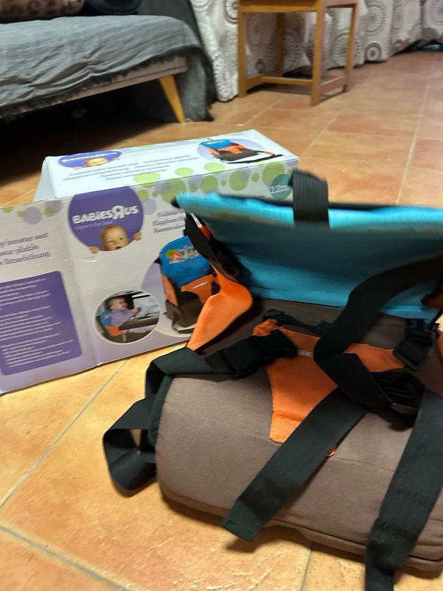 Asiento elevador bebé plegable BabiesRus