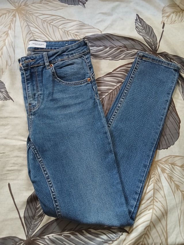 Jeans Bershka Skinny azul