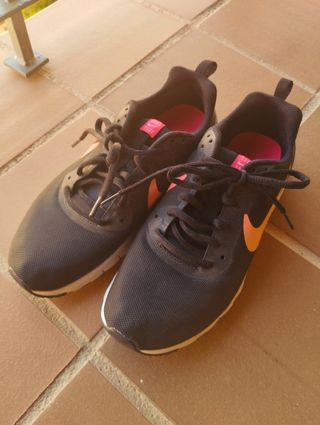 Zapatillas Nike Air running negras