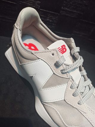 New Balance 327 CGW
Modelo MS327CGW
