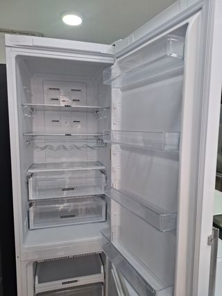 Nevera Whirlpool - Blanco