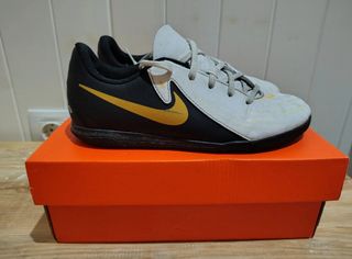 Botas Nike Phantom Fútbol