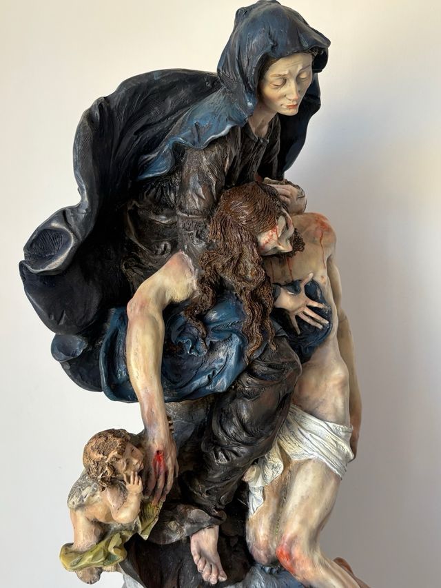 Escultura Piedad