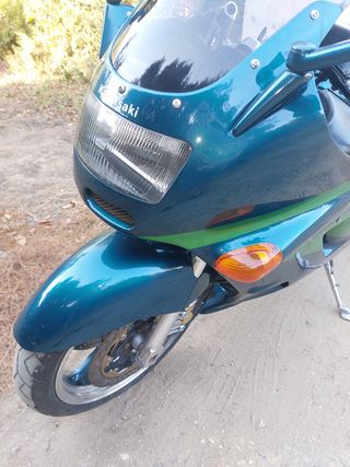 Kawasaki ZZR 1100 (1990) - Impecable
