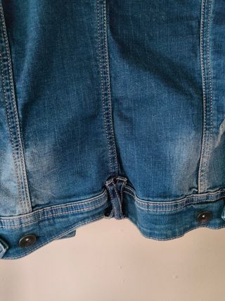 Cazadora vaquera Stradivarius talla Xl