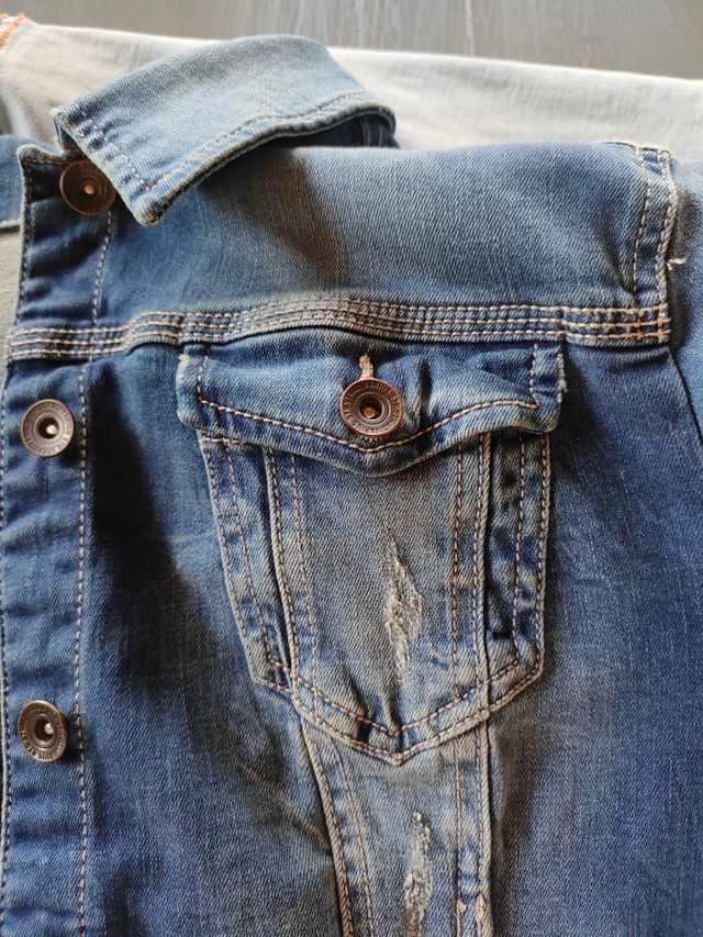Cazadora vaquera Stradivarius talla Xl