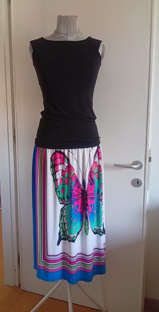 Canotta nera & gonna