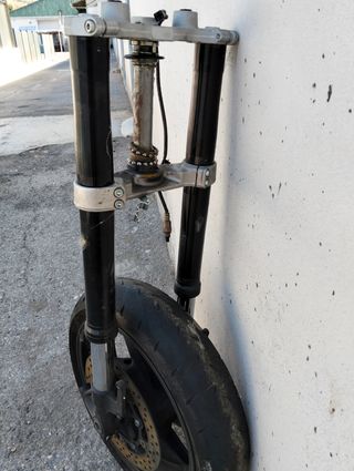 Horquilla TMAX 2022