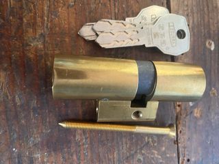 Bombin cerradura 75 mm con 3 llaves