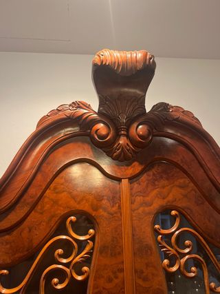 Vitrina holandesa antigua