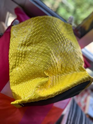 Bolso Desigual amarillo