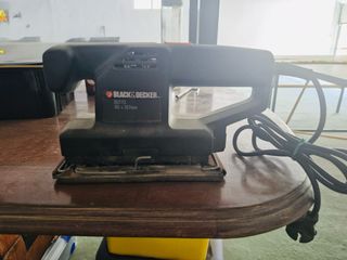 Lijadora Black&Decker BD170