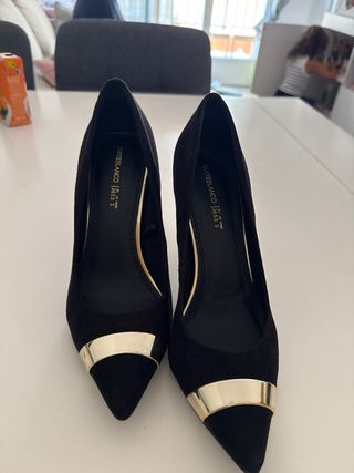 Zapatos SuiteBlanco negros dorados 36