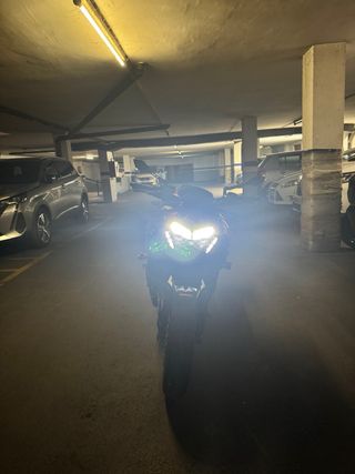 Kawasaki Z900 - Moto Impecable