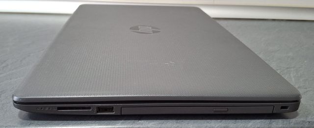 Portátil HP Ryzen 5 256GB/16GB