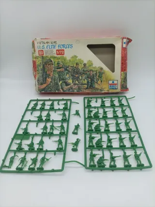 LOTE FIGURAS ITALERI Y SIMILARES