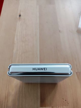 Huawei P50 Pocket bianco