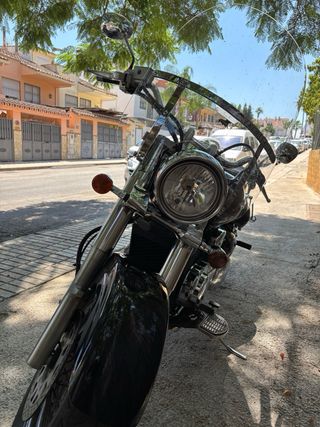 Suzuki Intruder C800: Impecable