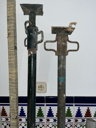 2 Puntales obra - usados