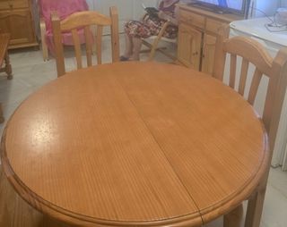 Mesa redonda madera + 4 sillas