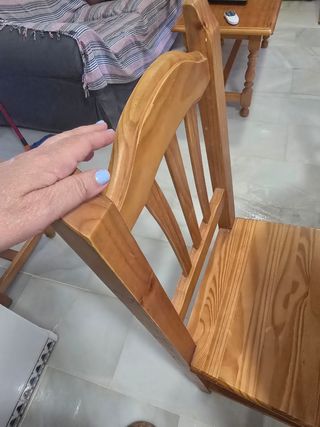 Mesa redonda madera + 4 sillas