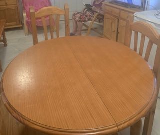 Mesa redonda madera + 4 sillas