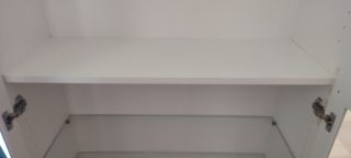 Vitrina Ikea blanca - 2 puertas