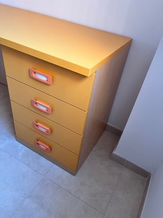 MESA ESCRITORIO NARANJA