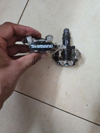 Pedales Shimano MTB