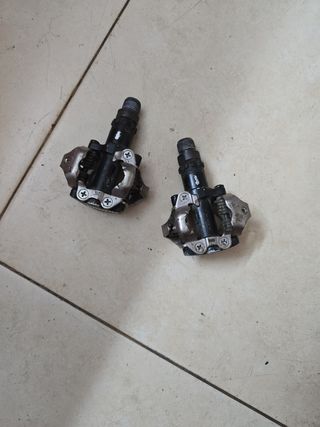 Pedales Shimano MTB