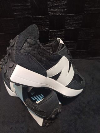 New Balance 327 CBW modelo MS327CBW