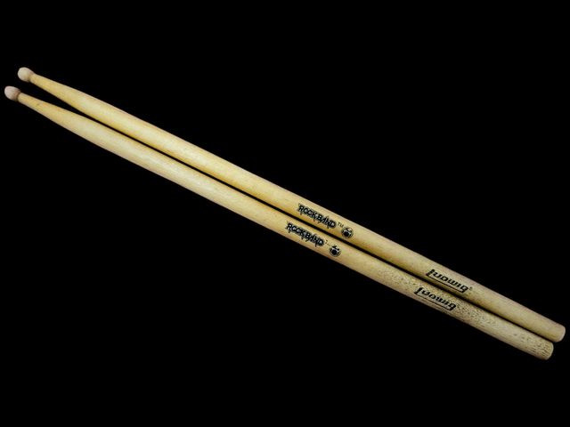 Wii blanca + Rockband + juegos