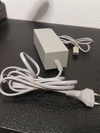 Fuente alimentación Nintendo Wii