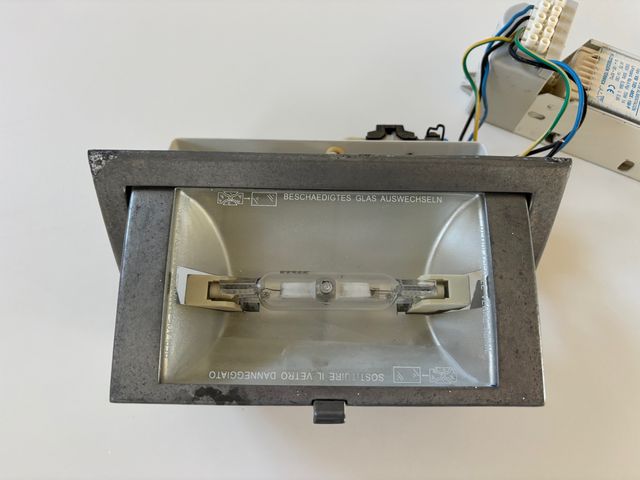 Proyector halógeno pared vintage