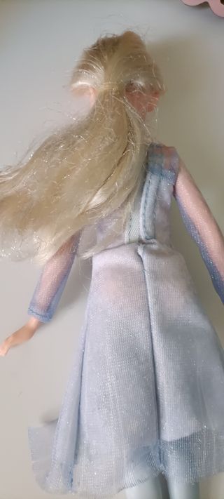 Vendo Muñeca Elsa Frozen 2, sólo 3€!!