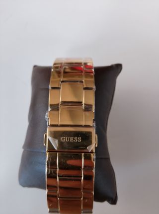 10 Relojes: MK, Fossil, Invicta, Swatch, Guess