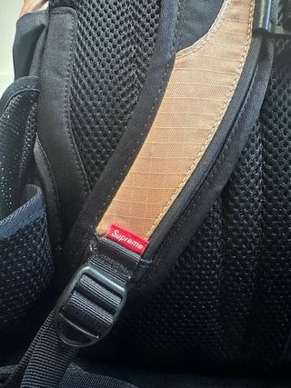 Mochila Supreme x North Face - Rose Gold