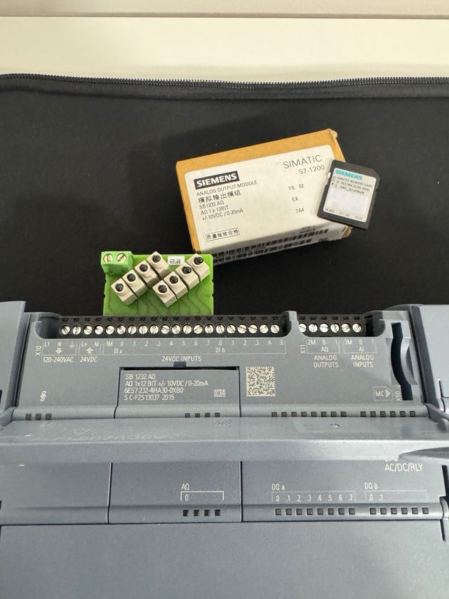 PLC Siemens S7-1200: CPU + módulos + Tarjeta + Int