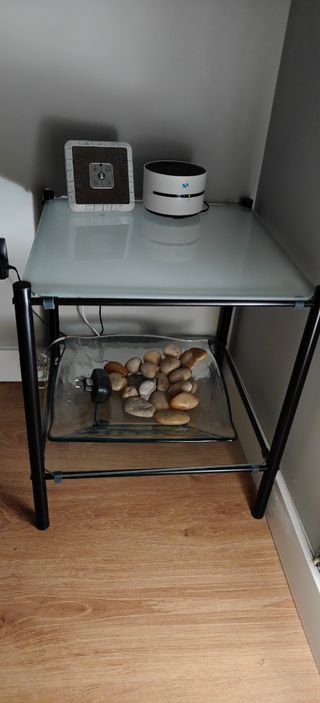 Mesa auxiliar cristal y metal