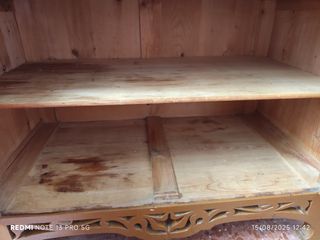 Aparador antiguo de mármol y madera