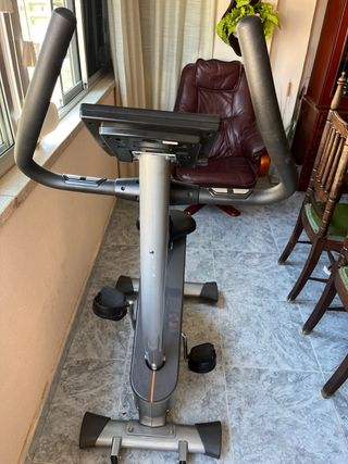 Bicicleta estática fitness
