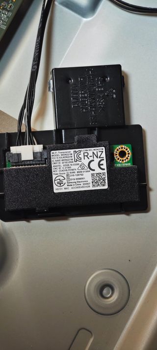 Despiece tv Samsung UE65TU7025K