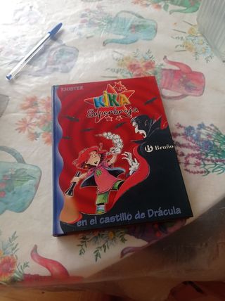KIKA SUPERBRUJA EN CASTILLO DRACULA (10)