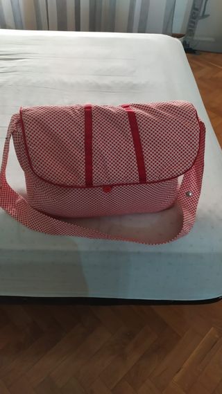 Carrito bebé Ferrari rojo+bolso+sombrilla+funda