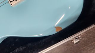 Guitarra eléctrica azul + funda