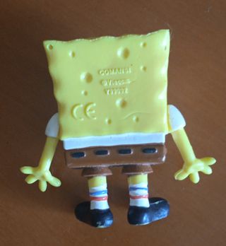 Figura Bob Esponja + Patricio + juego de cartas