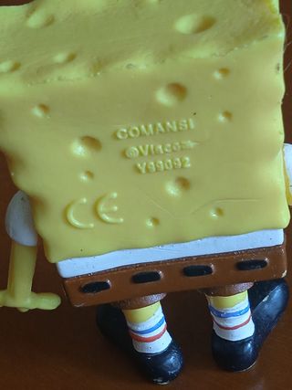 Figura Bob Esponja + Patricio + juego de cartas