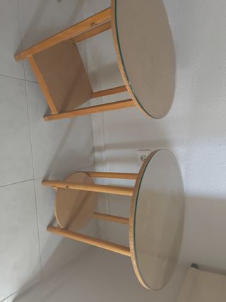 Mesas camillas
50*58
25€ cada una










