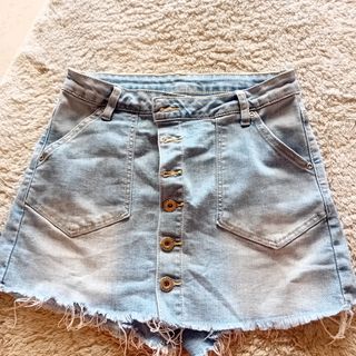 Shorts jeans usati