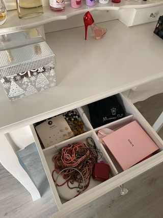 tocador blanco con espejo como nuevo